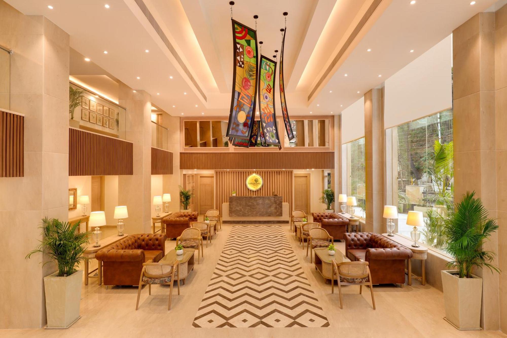 Lemon Tree Hotel, Rishīkesh Buitenkant foto