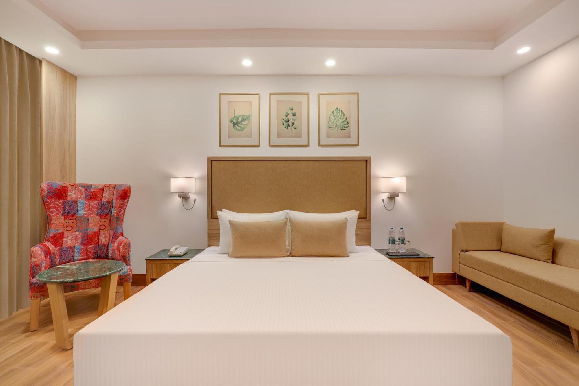 Lemon Tree Hotel, Rishīkesh Buitenkant foto